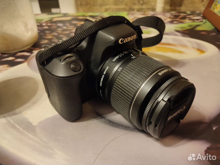 Зеркальный фотоаппарат canon eos 200d