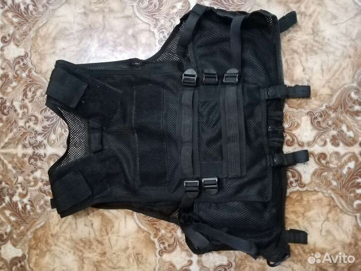 Разгрузочный жилет