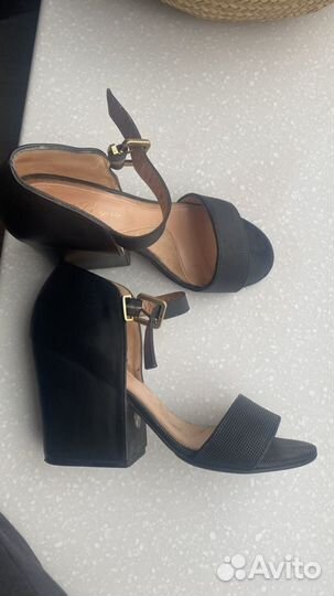 Босоножки 36 рр