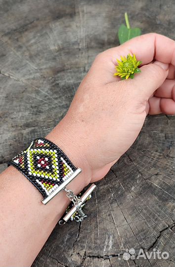 Браслет - оберег с этническим орнаментом