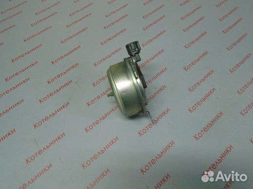 Nissan 21487-AX000 Моторчик вентилятора