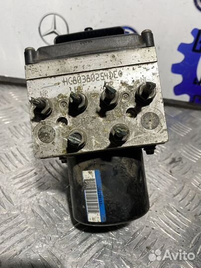 Блок ABS VolksWagen Passat B6 3C0614109D