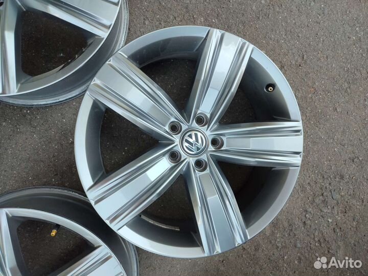 Диски R19 VW Tiguan оригинал 4шт