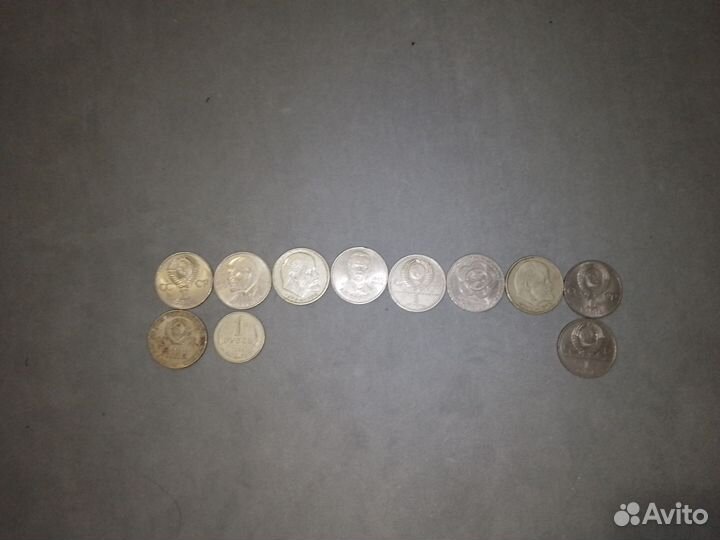 Продам юбилейные монеты 10, 1, 1 миллион