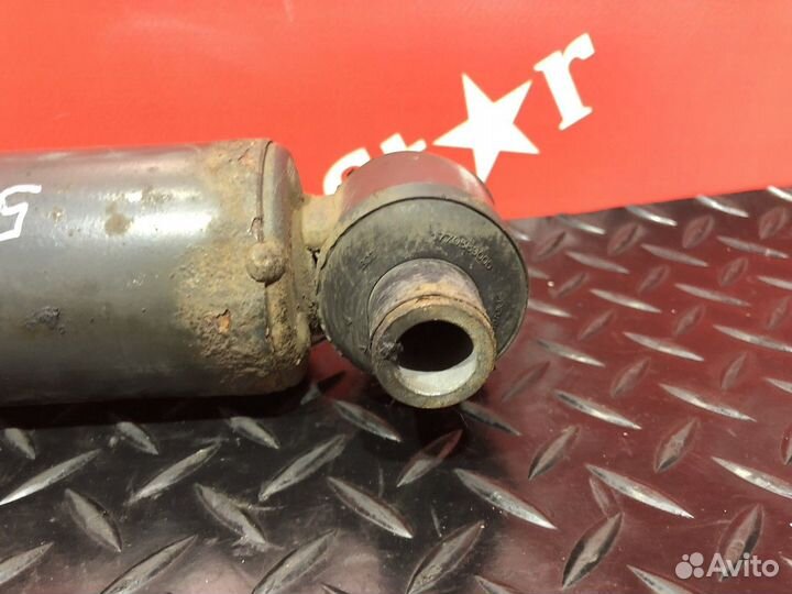 Амортизатор передний Volvo FH