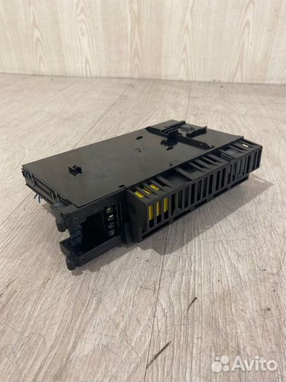 Блок предохранителей задний Mercedes Benz E250