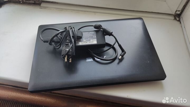 Ноутбук asus