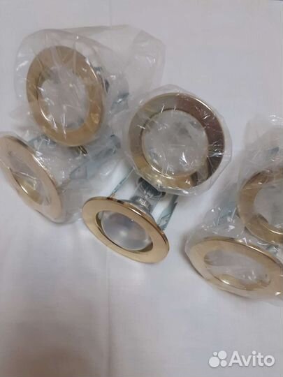 Светильники точечные встраиваемые