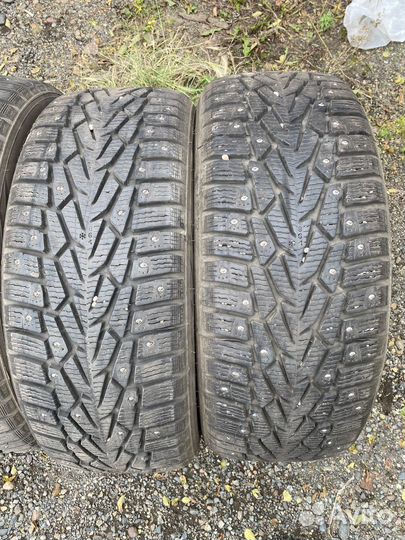 Nokian Tyres Hakkapeliitta 7 215/55 R17 122H