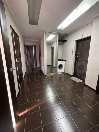3-к. квартира, 100 м², 4/6 эт.