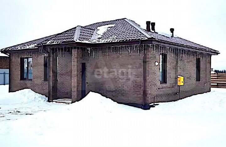 Дом 90 м² на участке 7,6 сот.