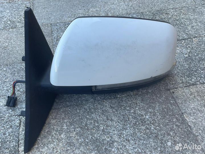 Боковое левое зеркало от приоры