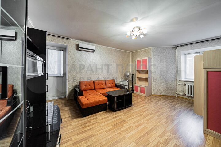 2-к. квартира, 76 м², 6/10 эт.