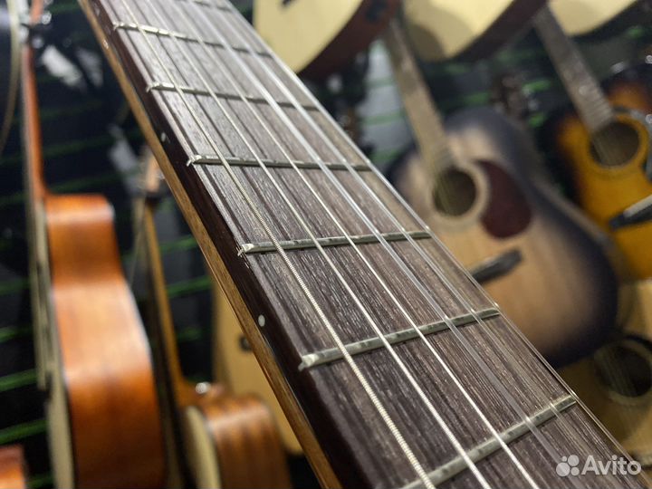 Perez 610 классическая гитара массив (Испания )