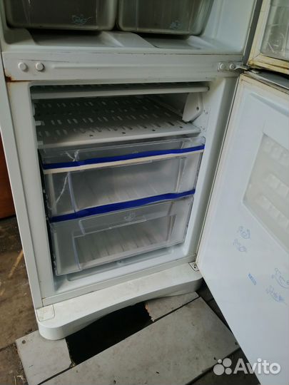 Холодильник бу