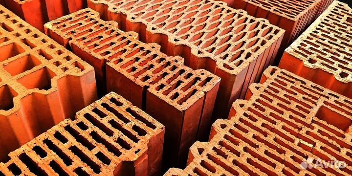 Прочный керамический кирпич