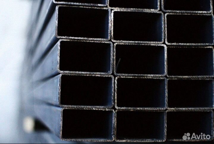 Профильная труба 40-25 мм