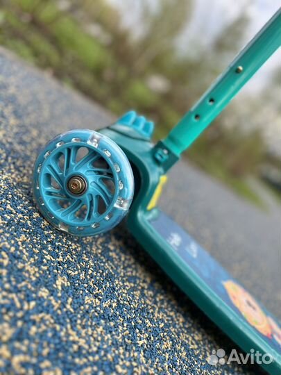 Детский самокат новый