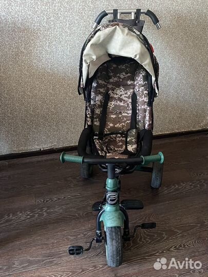 Трехколесный велосипед