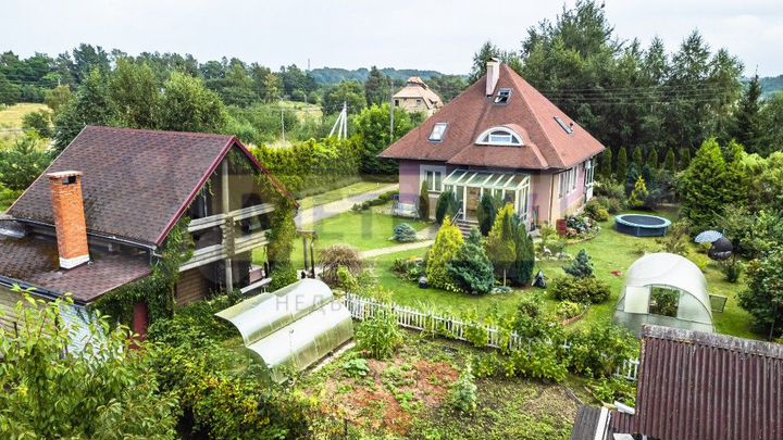 Дом 170 м² на участке 12 сот.