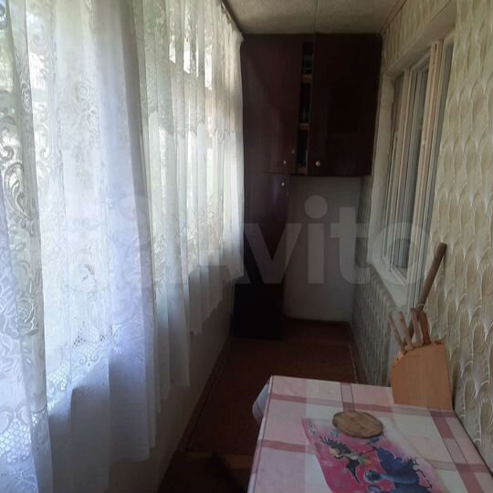 4-к. квартира, 85 м², 1/5 эт.