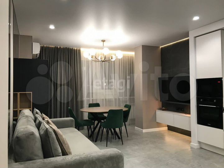 2-к. квартира, 73,3 м², 7/8 эт.