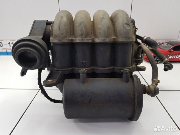 Коллектор впускной (Audi A4)