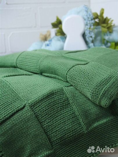 Плед детский вязаный