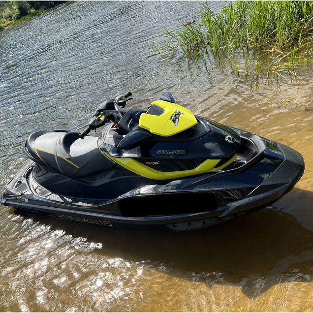 BRP Sea-Doo RXT-X RS 260, 2012