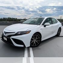 Toyota Camry 2.5 CVT, 2021, 47 000 км, с пробегом, цена 2 200 000 руб.