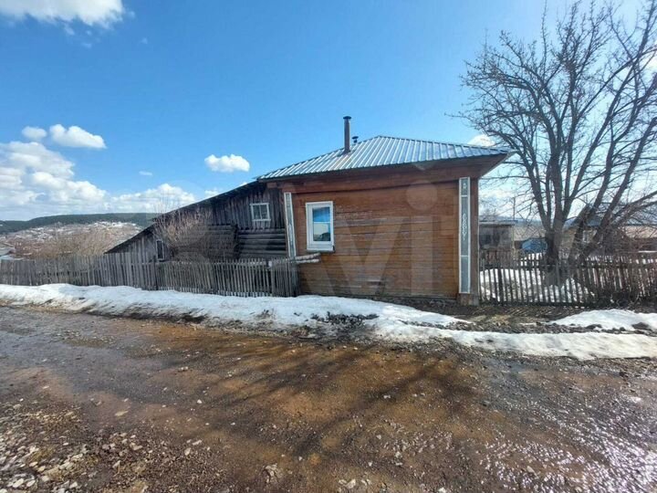 Дом 32,8 м² на участке 6 сот.