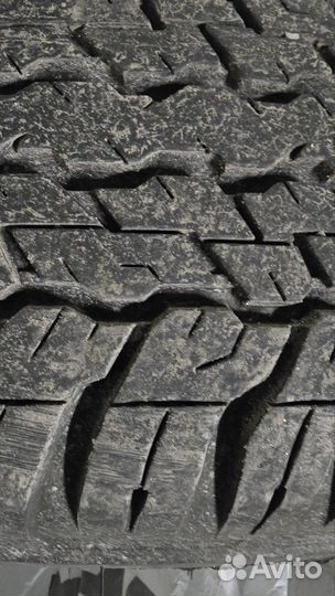 Dunlop Axiom Plus 265/65 R17