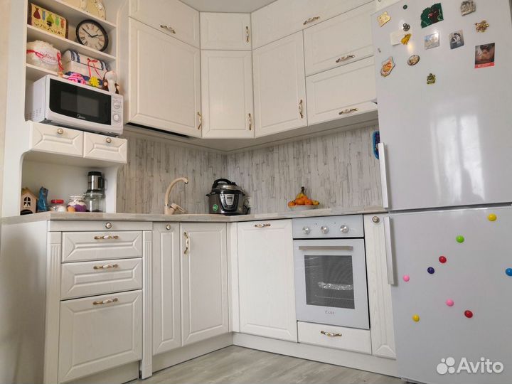 Кухня угловая. Цена за всю кухню ксп:33863