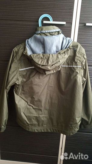 Куртка ветровка