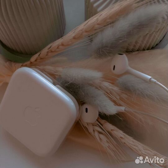 Наушники apple airpods