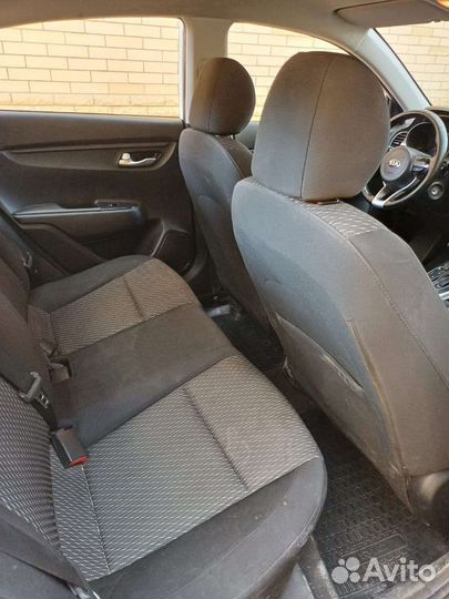 Kia Rio 1.4 AT, 2018, битый, 200 000 км