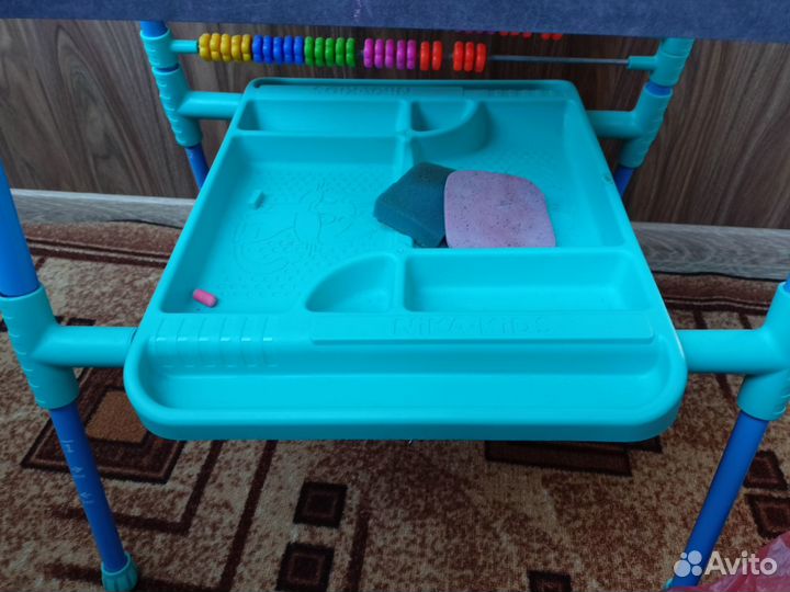 Мольберт двухсторонний продам