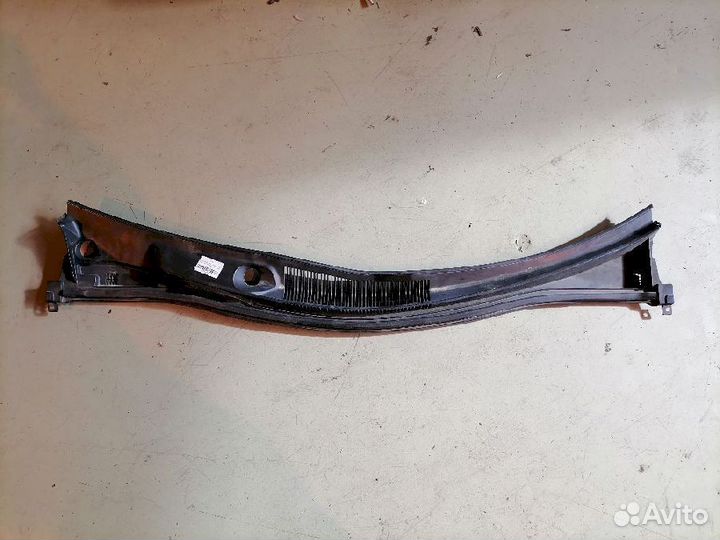 Жабо Toyota Alphard MNH15