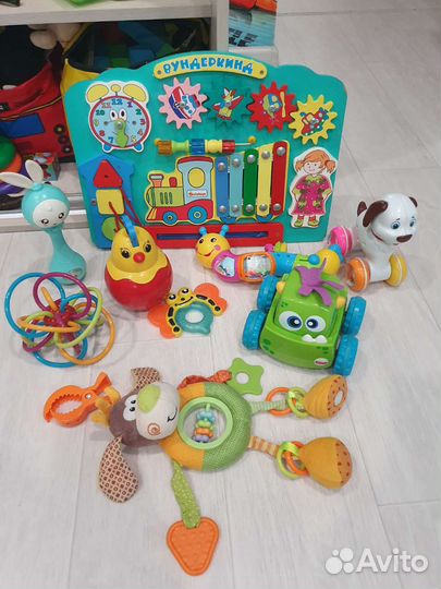 Развивающие игрушки пакетом