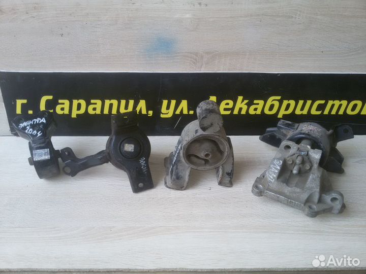 Подушки двигателя Hyundai Elantra 2006-2011