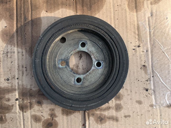 Шкив коленвала peugeot 406 1,8