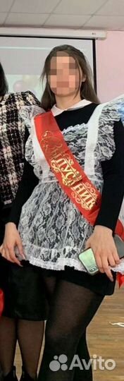 Белый школьный фартук