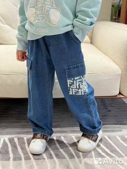 Джинсы детские Fendi