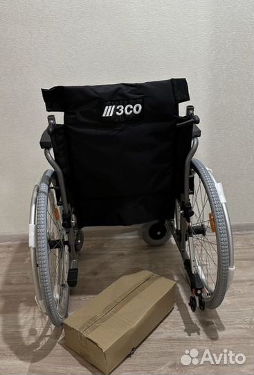 Коляска инвалидная прогулочная, с ручным приводом