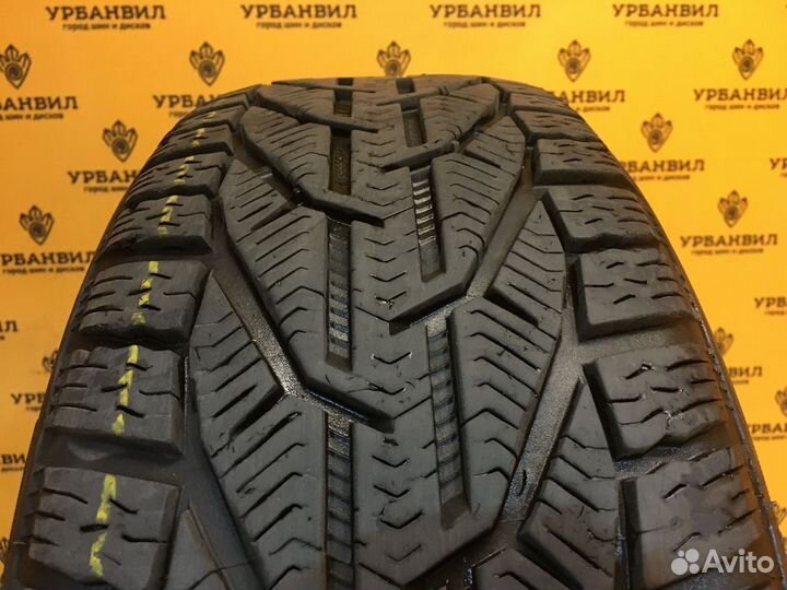 Kormoran Snow 215/55 R17 98V