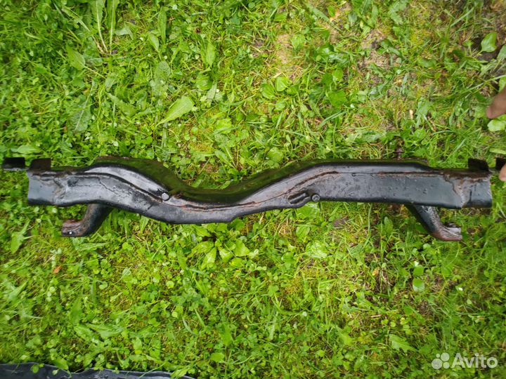 Подрамник lancer 9