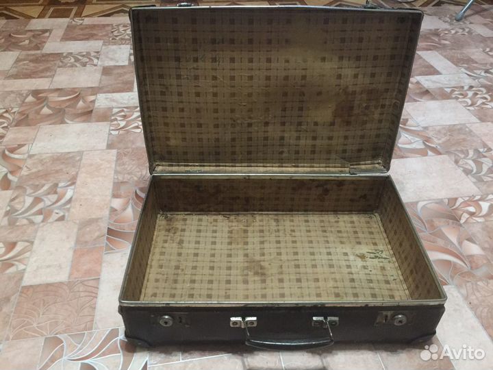 Чемоданы СССР ретро
