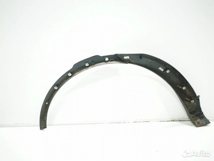 Молдинг крыла заднего левого Land Rover Discovery