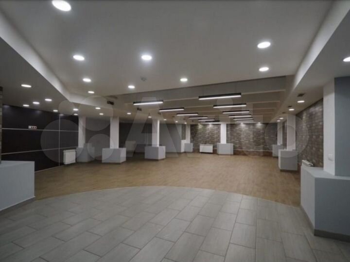 Продам офисное помещение, 461 м²