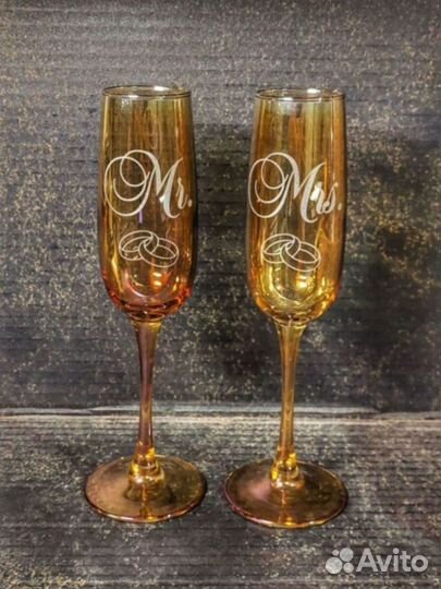 Свадебные бокалы с индивидуальной гравировкой